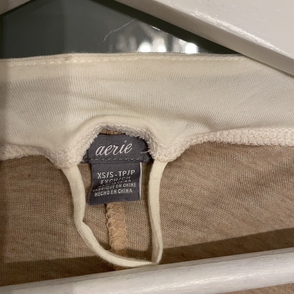 Aerie Robe - Picture 5 of 6